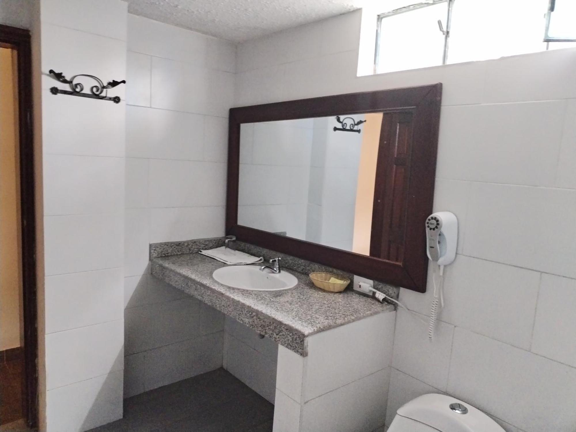 באניוס Hotel Villa Santa Clara מראה חיצוני תמונה